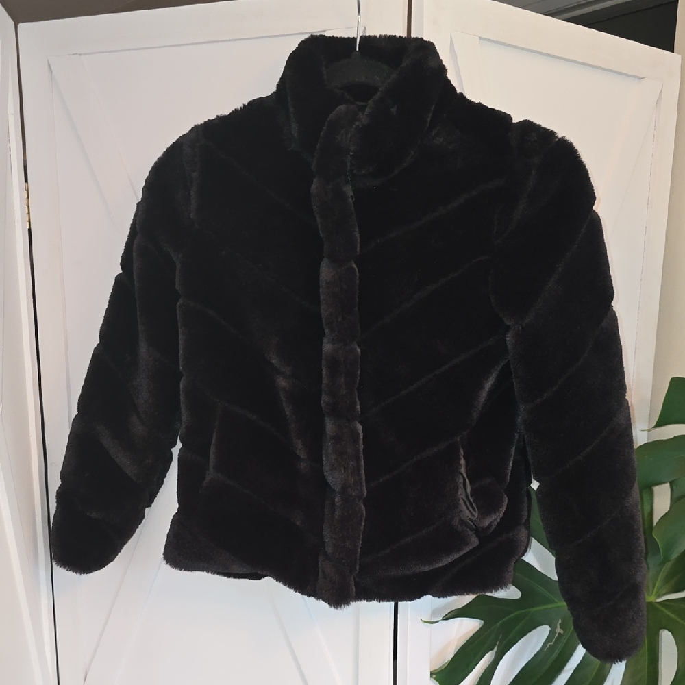 New Plush Faux FUR Girls Jacket